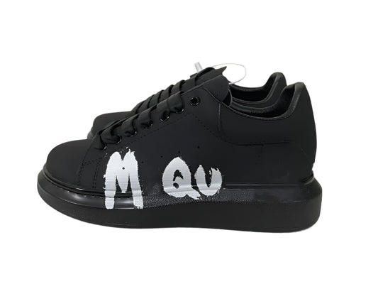 MQ Graffiti Black